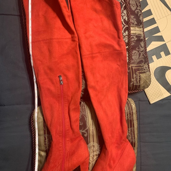 Great condition red suede boots - Picture 2 of 9